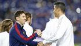 ميسي ورونالدو الأبرز.. 10 أرقام تشعل كلاسيكو برشلونة وريال مدريد