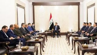 السوداني خلال لقائه مع وفد إيراني برئاسة شمخاني