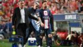 "سؤال غير متوقع".. هل تشاجر ميسي مع مدرب باريس سان جيرمان؟