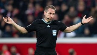 الحكم الألماني توبياس شتيلر