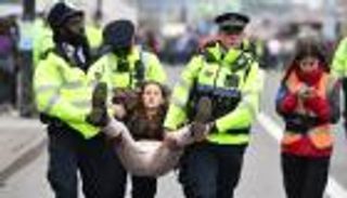 انحياز ضد المرأة.. اتهامات بـ"العنصرية" تلاحق شرطة لندن