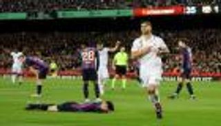 6 مشاهد.. كيف حول "الفار" صدارة الدوري الإسباني من ريال مدريد لبرشلونة؟