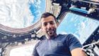 أول رائد عربي يقضي شهر رمضان بالفضاء.. كيف يصوم سلطان النيادي؟