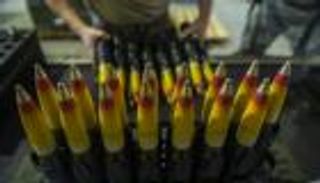 بعد "قذائف اليورانيوم" البريطانية.. هل تلجأ روسيا لاستخدام النووي؟