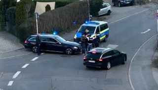 لحظة اعتقال أحد المشتبه بهم