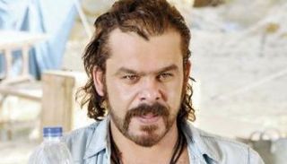 الفنان الأردني منذر رياحنة 