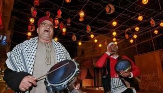المسحراتي.. مهنة تنشط في رمضان