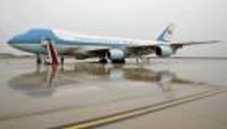 "إير فورس وان".. ثغرات أمنية في جدار "البيت الأبيض الطائر"