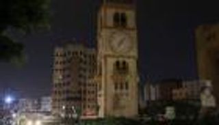 عقارب الساعة تتوقف عند الخلاف السياسي.. لبنان خارج الزمن الدولي