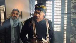 الفنان العراقي غالب غالب جواد خلال مشهد من مسلسل