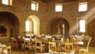 بلا كهرباء منذ 23 عاما زاره الملك تشارلز.. فندق صديق للبيئة في واحة سيوة المصرية (خاص)