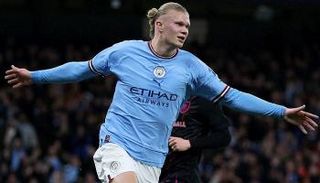 إيرلينج هالاند مهاجم مانشستر سيتي