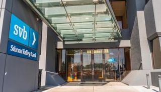 مصرف سيليكون فالي بنك