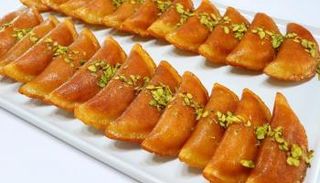 القطائف.. معشوقة الصائمين