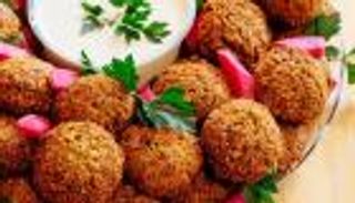 سحور اليوم الخامس من رمضان.. طعمية بالحمص على الطريقة السورية