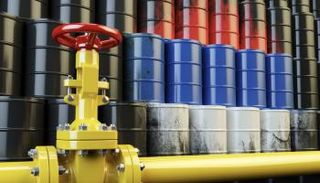 سلاسل الإمدادات.. أسطول الظل لنفط روسيا يعاني 