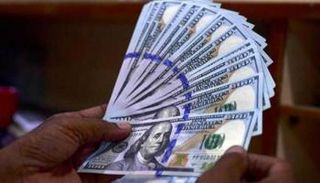 سعر الدولار مقابل الجنيه - أرشيفية 