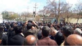 جانب من احتجاجات المعلمين في إيران