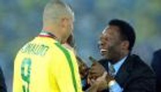 أصغر 10 لاعبين في تاريخ منتخب البرازيل.. هدف برشلونة يزاحم الأساطير