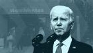 الأزمة لم تنتهِ بعد.. "بايدن" يطلق تحذيراً بشأن القطاع المصرفي الأمريكي