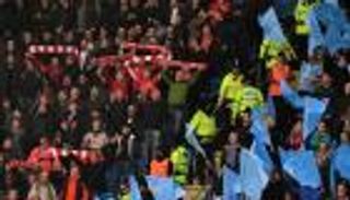 السر في الجماهير.. كيف تحولت مباراة السيتي وليفربول إلى كلاسيكو ساخن؟