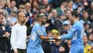 زميل محرز أحدث الوجوه.. أغلى عقود رعاية لنجوم كرة القدم