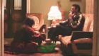 لقطة من مسلسل "ضرب نار" تشعل صراعا بين رجال ونساء.. رضوى الشربيني تتدخل