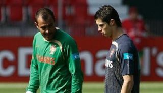كريستيانو رونالدو ونونو سانتو - منتخب البرتغال
