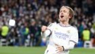 شرط غريب.. ريال مدريد يدفع مودريتش نحو "خيانة" كرواتيا