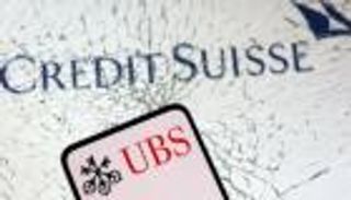 صفقة "يو بي إس" و"كريدي سويس" تطفو مجددًا.. القضاء السويسري يحقق