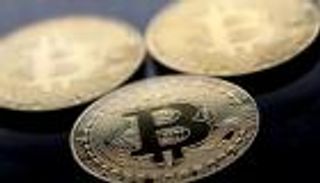 أسعار العملات الرقمية.. يوم حزين في "الكريبيتو" بفعل بيتكوين