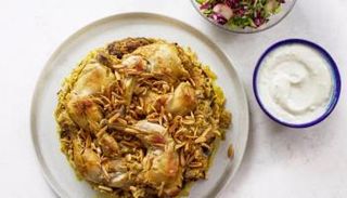 طبق مقلوبة الدجاج