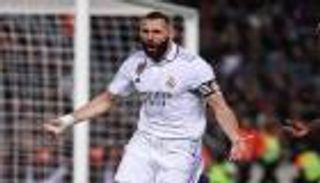 غاب ميسي وصلاح.. بنزيما أكثر نجوم كرة القدم تأثيرا في 2023