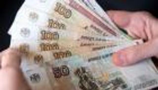 الروبل المرهق يكشف معاناة روسيا.. عام الحرب ينهك الاقتصاد