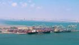 حزمة إجراءات وتسهيلات يمنية للقطاع التجاري والملاحي