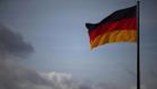 كارت أحمر في تشاد ينهي "زواج" دبلوماسي ألماني بأفريقيا.. مؤقتا