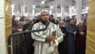 "في حالة حرجة".. حقيقة الوضع الصحي للإمام الجزائري "صاحب القطة"