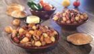 سحور اليوم الحادي والعشرين من رمضان.. فول على الطريقة اللبنانية