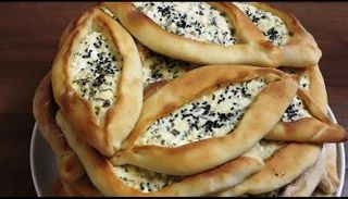 طبق من فطائر الجبن