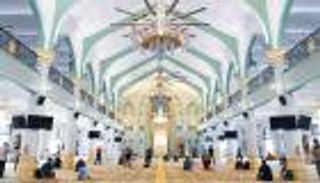 ليلة الجمعة ليلة وتر.. فهل تصادف ليلة القدر أم لا؟