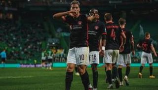 إمام عاشور لاعب وسط ميتييلاند الدنماركي