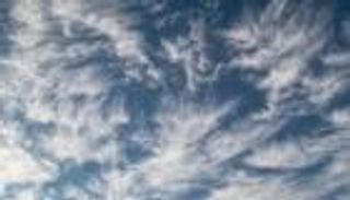 السر في بخار الماء.. باحثون يطورون نهجا جديدا للتنبؤ بالأعاصير