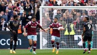 سعيد بن رحمة لاعب وست هام ضد أرسنال