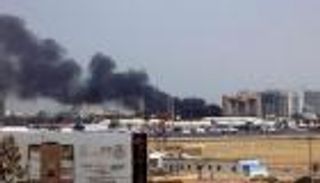 الإمارات تسابق الزمن لوقف التصعيد بالسودان.. اتصالات ودعوات للتهدئة