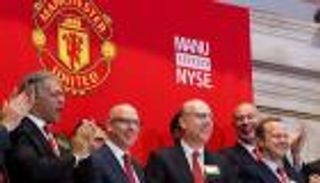 مسلسل بيع مانشستر يونايتد.. 3 صدمات برعاية العائلة الحاكمة