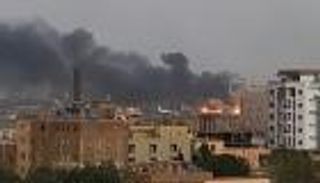 السودان في ثالث أيام المواجهات.. ظلام دامس وجثث متحللة بالشوارع