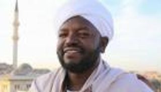 نورين صديق.. قارئ سوداني أبكى الملايين (بروفايل)