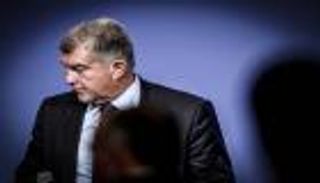 لابورتا لا يكذب.. قصة 10 نجوم قادوا حكام إسبانيا من ريال مدريد