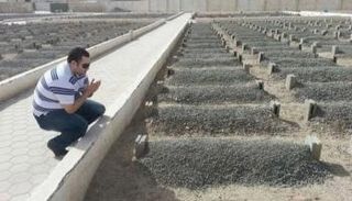 حكم زيارة القبور