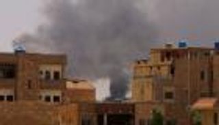 الأسبوع الثاني من حرب الجنراليْن.. عيدية السودان تتبدد مع احتدام الأزمة